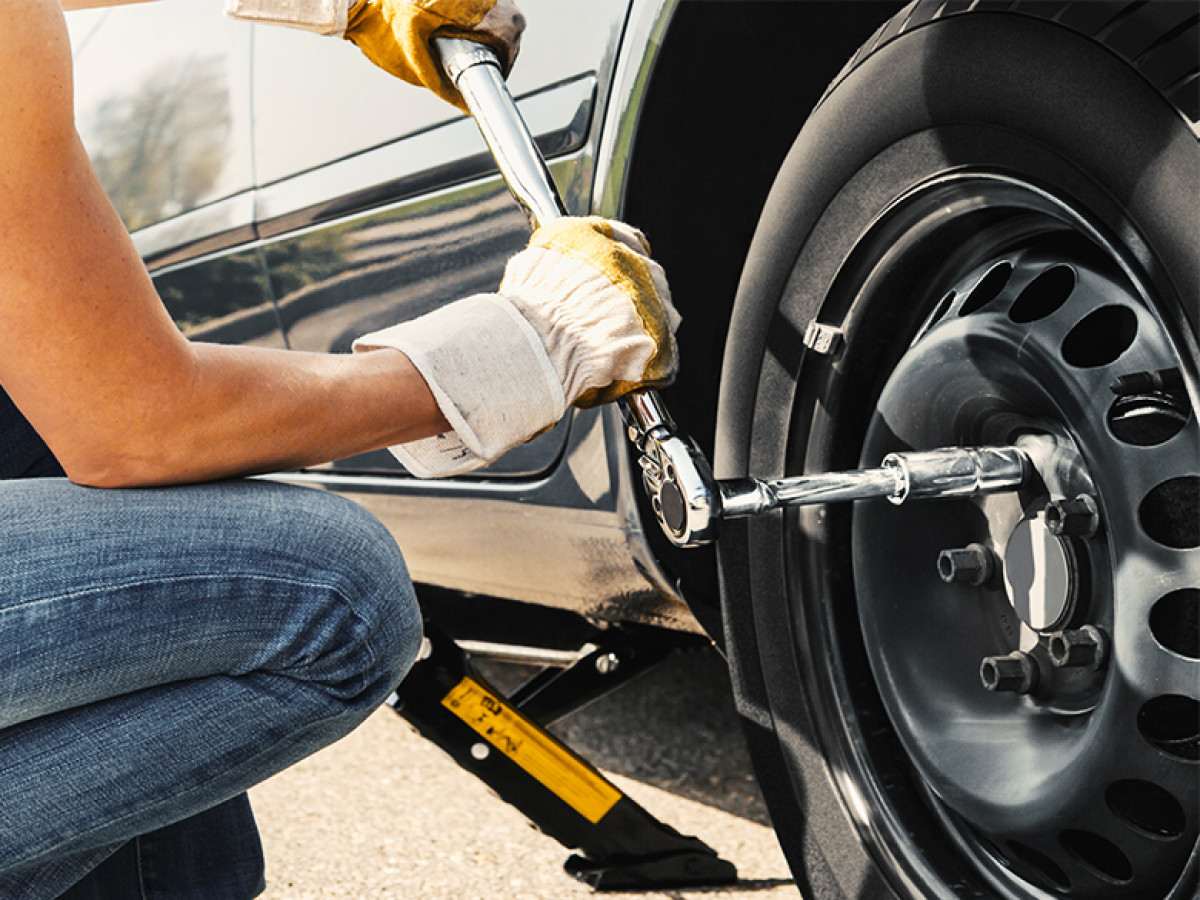 Tabella serraggio bulloni con chiave dinamometrica: guida completa per un serraggio sicuro e preciso